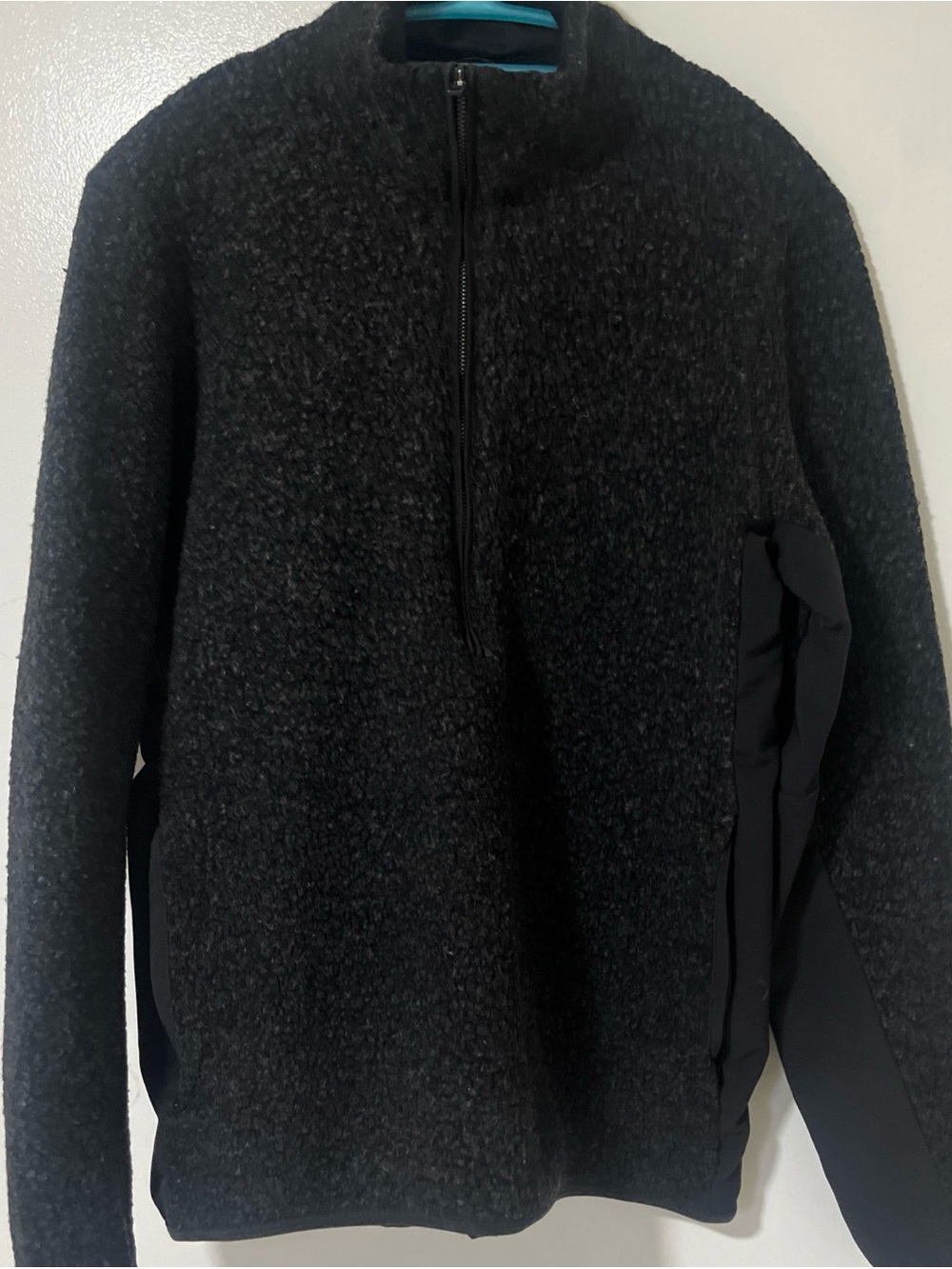 lululemon athletica Men's Charcoal Grey Half-Zip Fleece Pullover